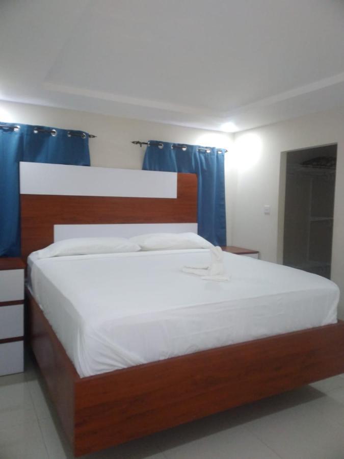 Impeccable 2-Br Apartment-Ornella Villa At Bayfront Villa Portmore Zewnętrze zdjęcie