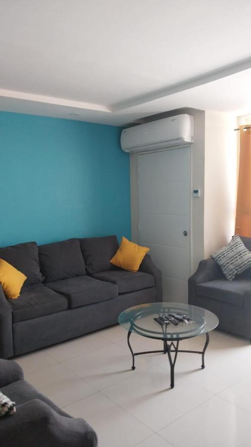 Impeccable 2-Br Apartment-Ornella Villa At Bayfront Villa Portmore Zewnętrze zdjęcie